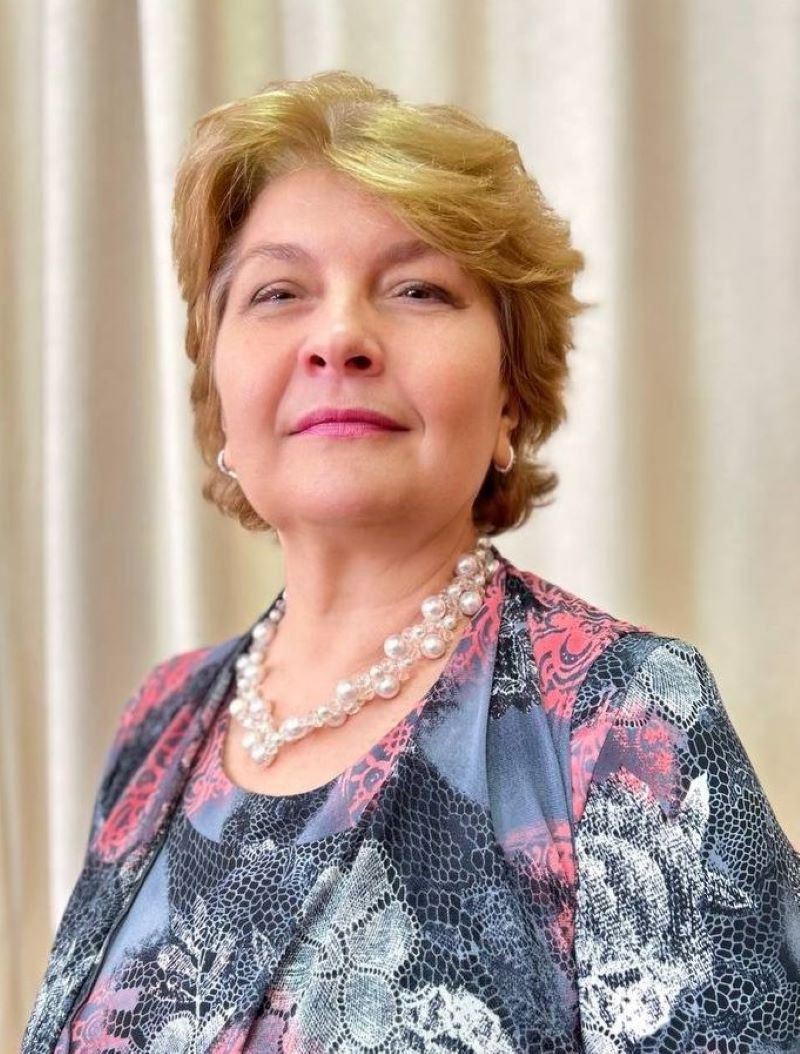Хмельницкая Светлана Андреевна.